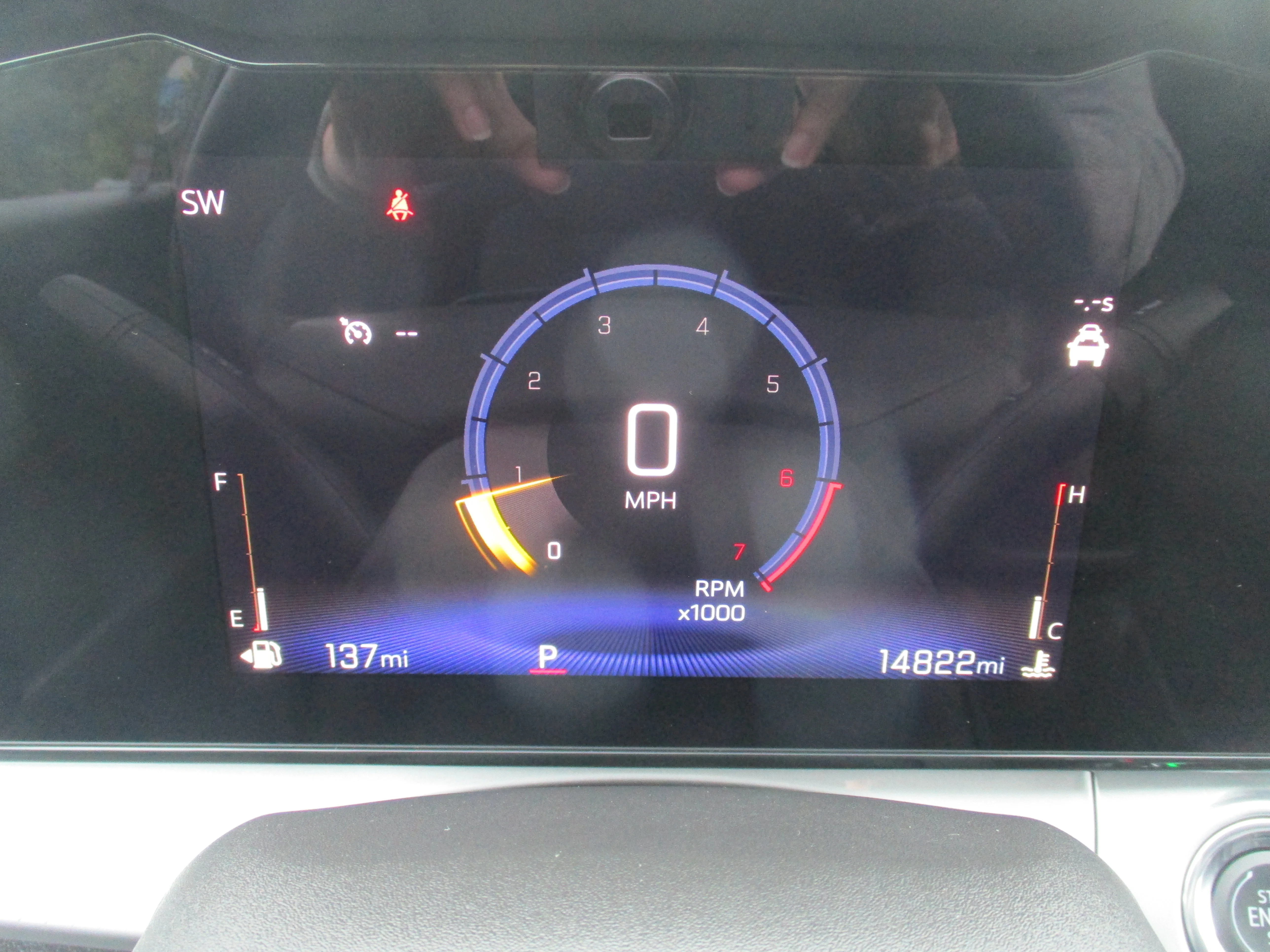 Used 2025 Sterling Gray Metallic Chevrolet LT FWD image 13