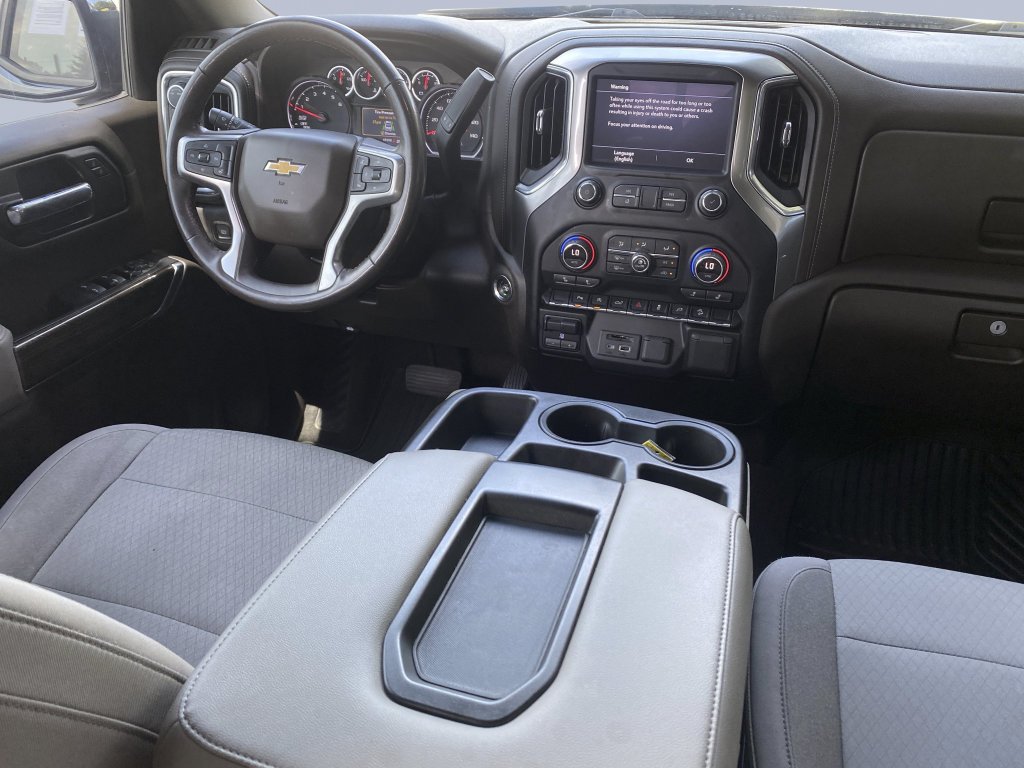 Used 2020 Shadow Gray Metallic Chevrolet LT image 15
