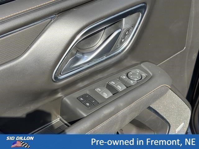 Used 2023 Onyx Black GMC AT4 image 16