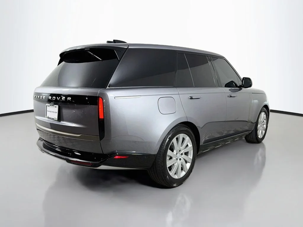Certified Used 2025 Gray Land Rover SE image 5