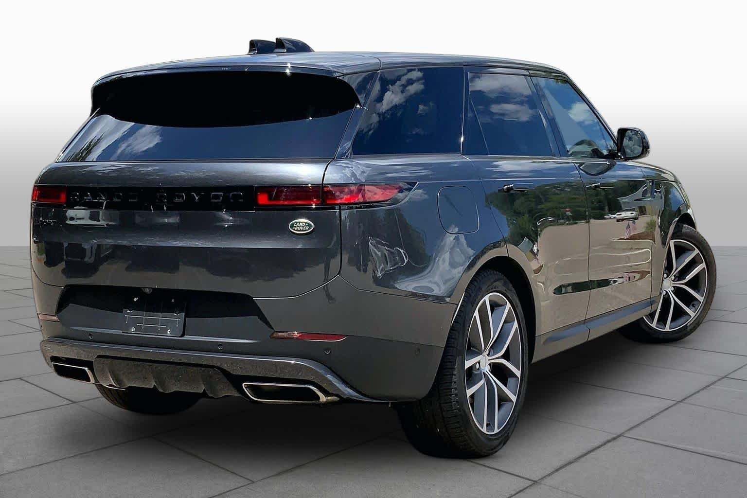 Used 2023 Carpathian Grey Premium Metallic Land Rover SE image 13