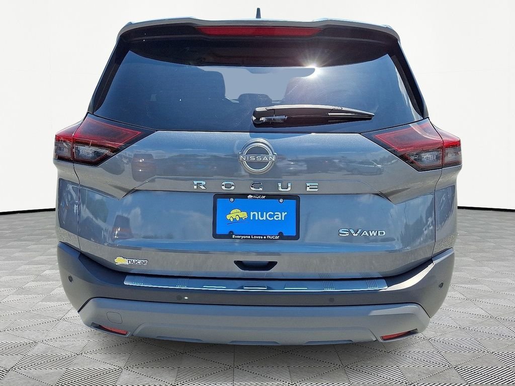 Used 2023 Gray Nissan SV image 6
