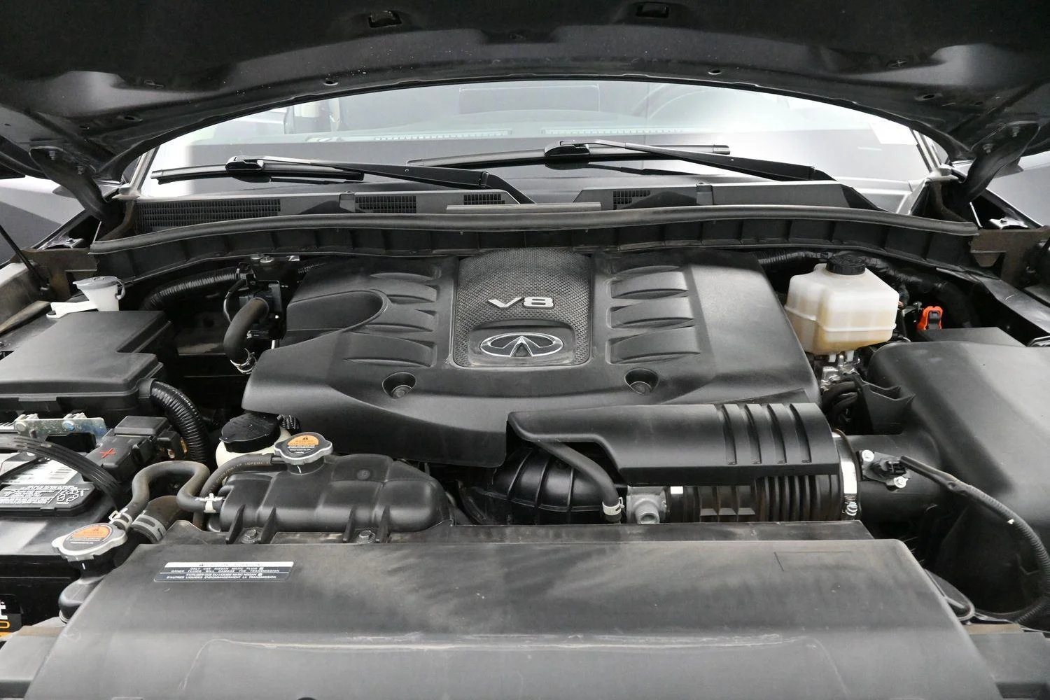 Used 2024 Anthracite Gray INFINITI LUXE image 48