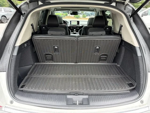 Used 2025 White Acura Technology Package image 18