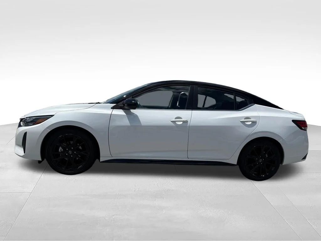 Used 2025 White Nissan SR image 2