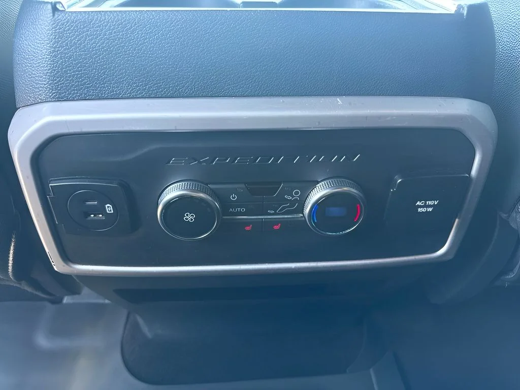 Used 2022 Black Ford Limited image 12
