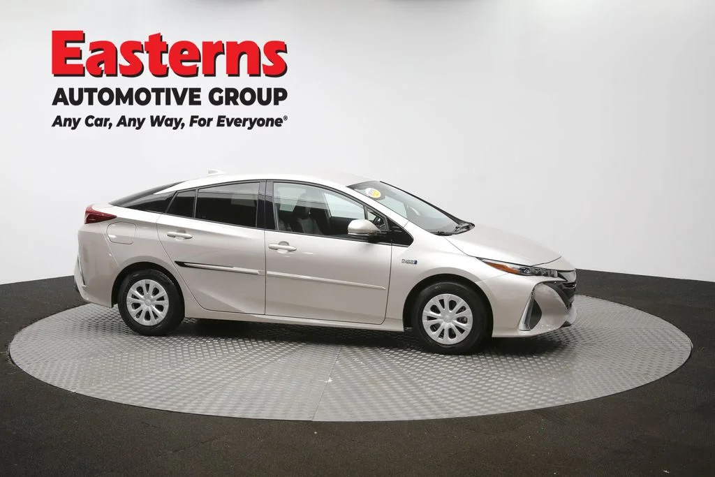 Used 2020 Gray Toyota XLE image 44