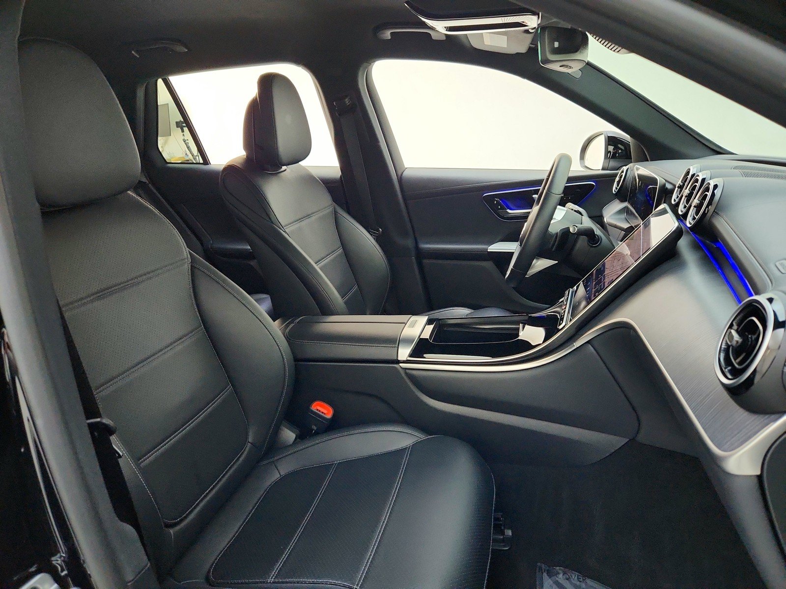 Certified Used 2023 Black Mercedes-Benz GLC 300 image 29
