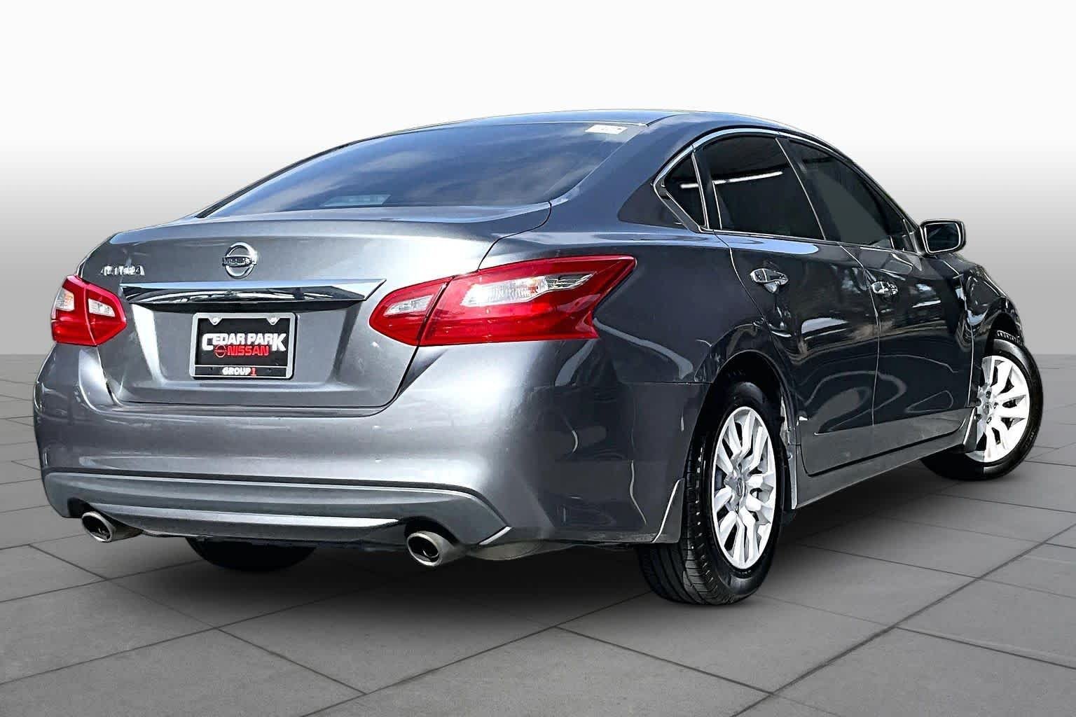 Used 2018 Gun Metallic Nissan 2.5 S image 11