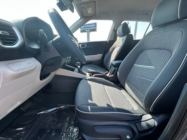 New 2026 White Hyundai SEL w/Two-Tone Roof image 11