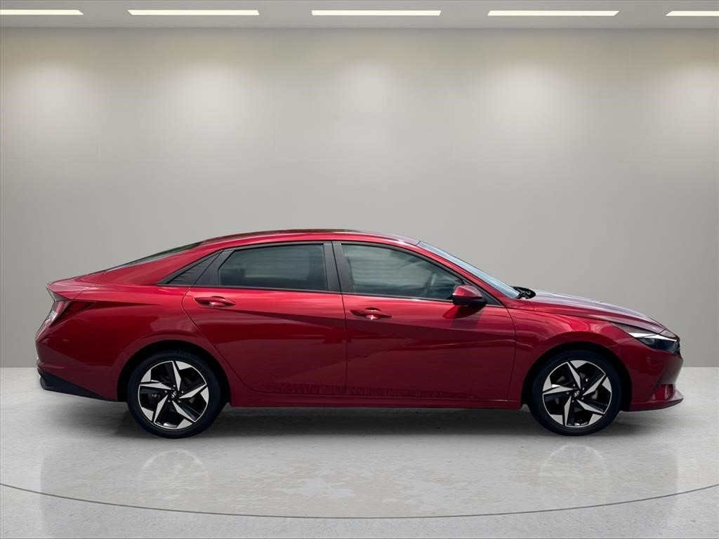 Used 2023 Ultimate Red Hyundai SEL image 6