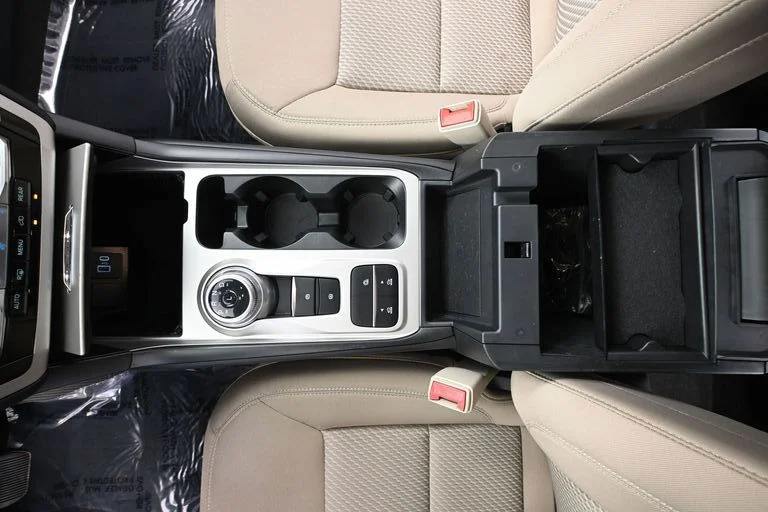 Certified Used 2022 Silver Ford XLT image 27