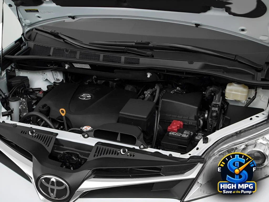 Used 2018 White Toyota LE image 17