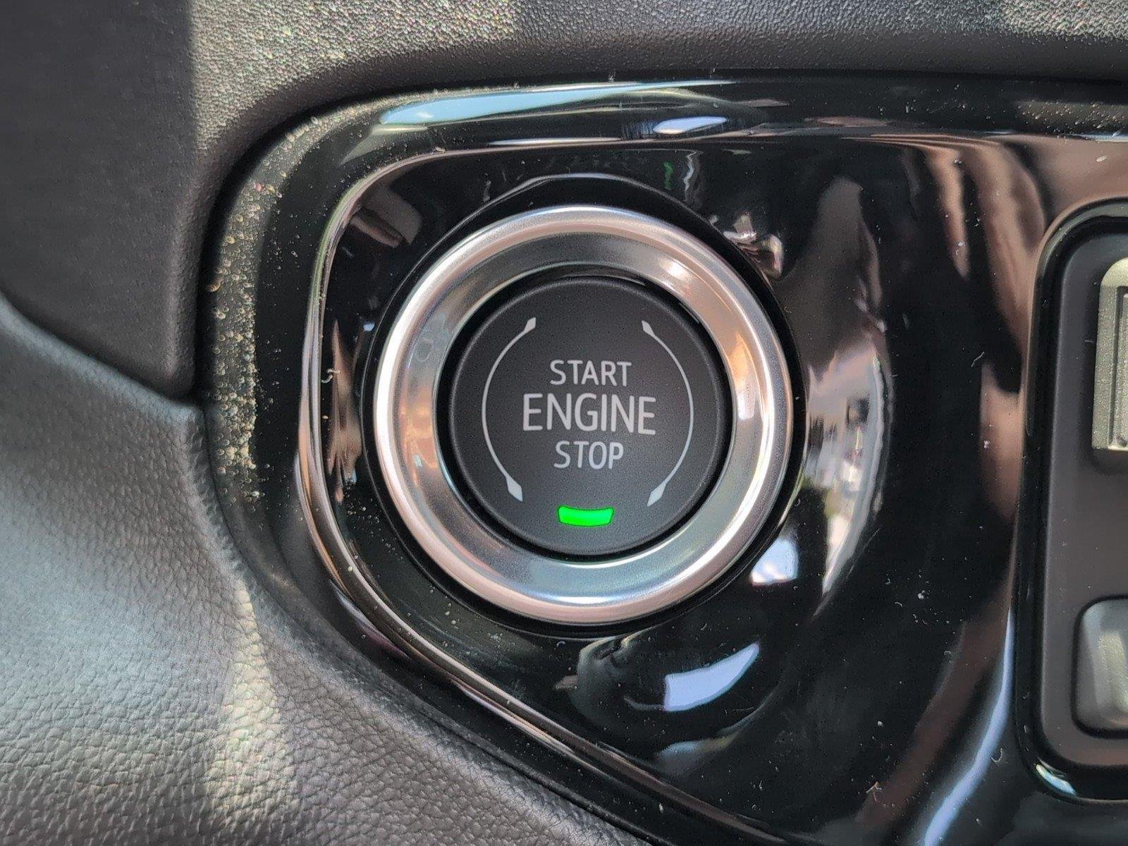 New 2026 Polar White Tricoat Chevrolet High Country image 26