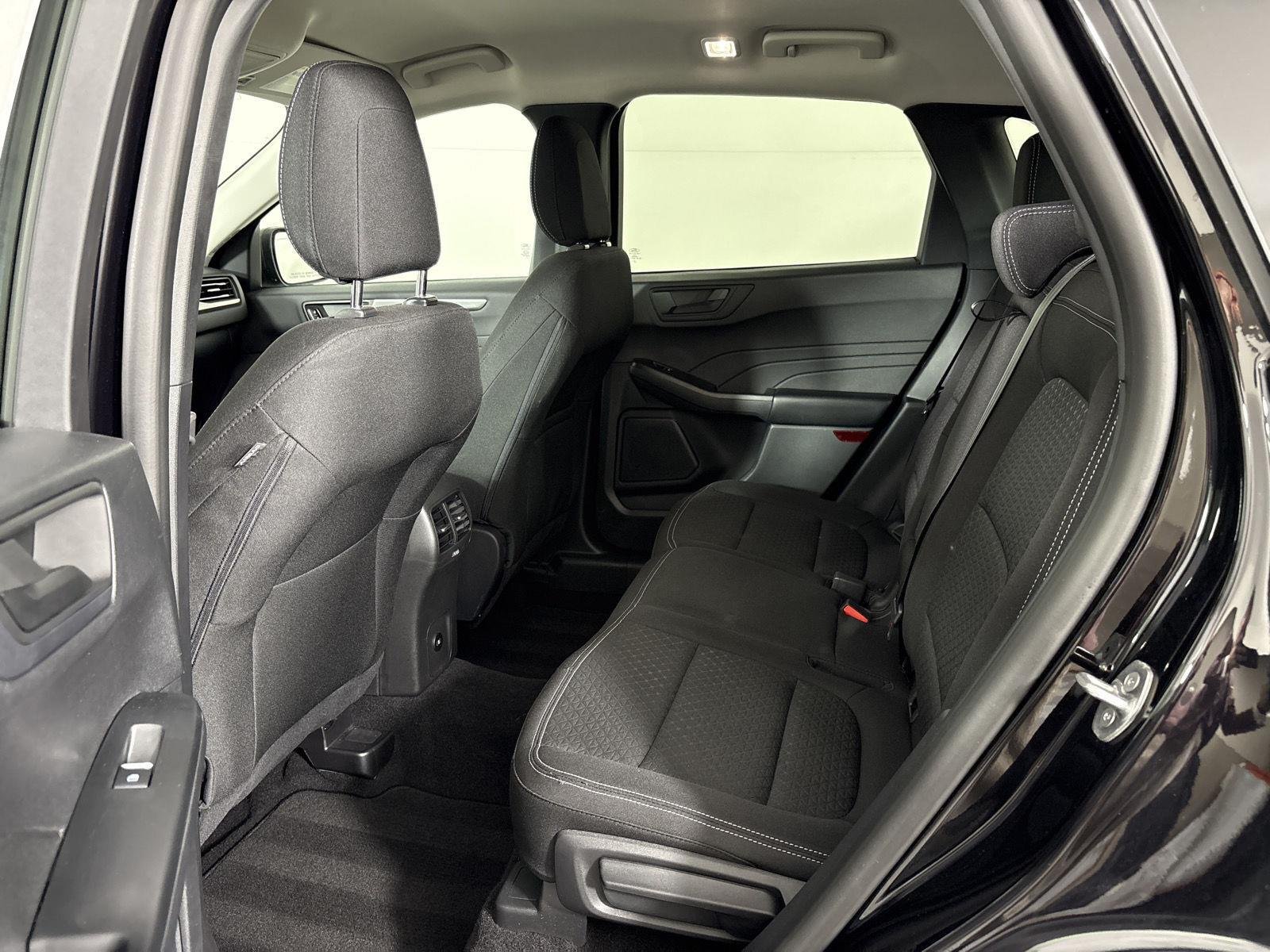 Used 2024 Agate Black Ford Active image 15