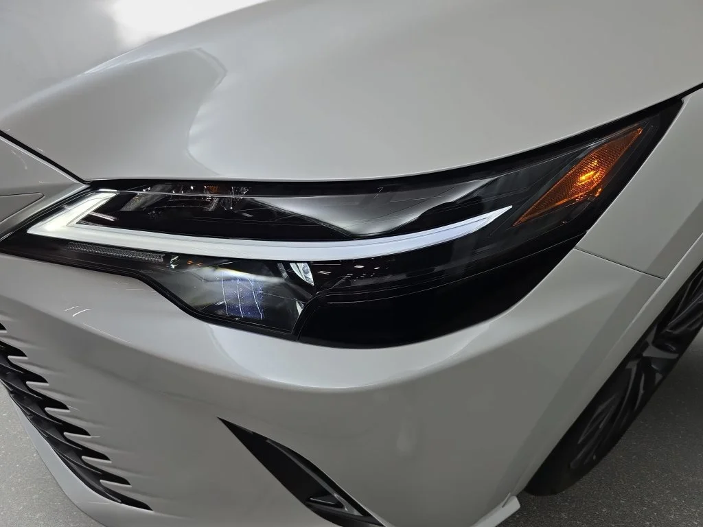 New 2026 Eminent White Pearl Lexus PREMIUM PLUS image 29
