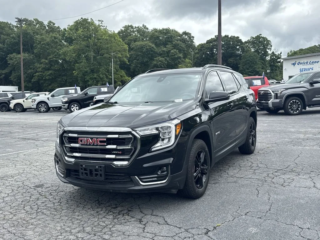 2024 GMC Terrain AT4 - Photo 3