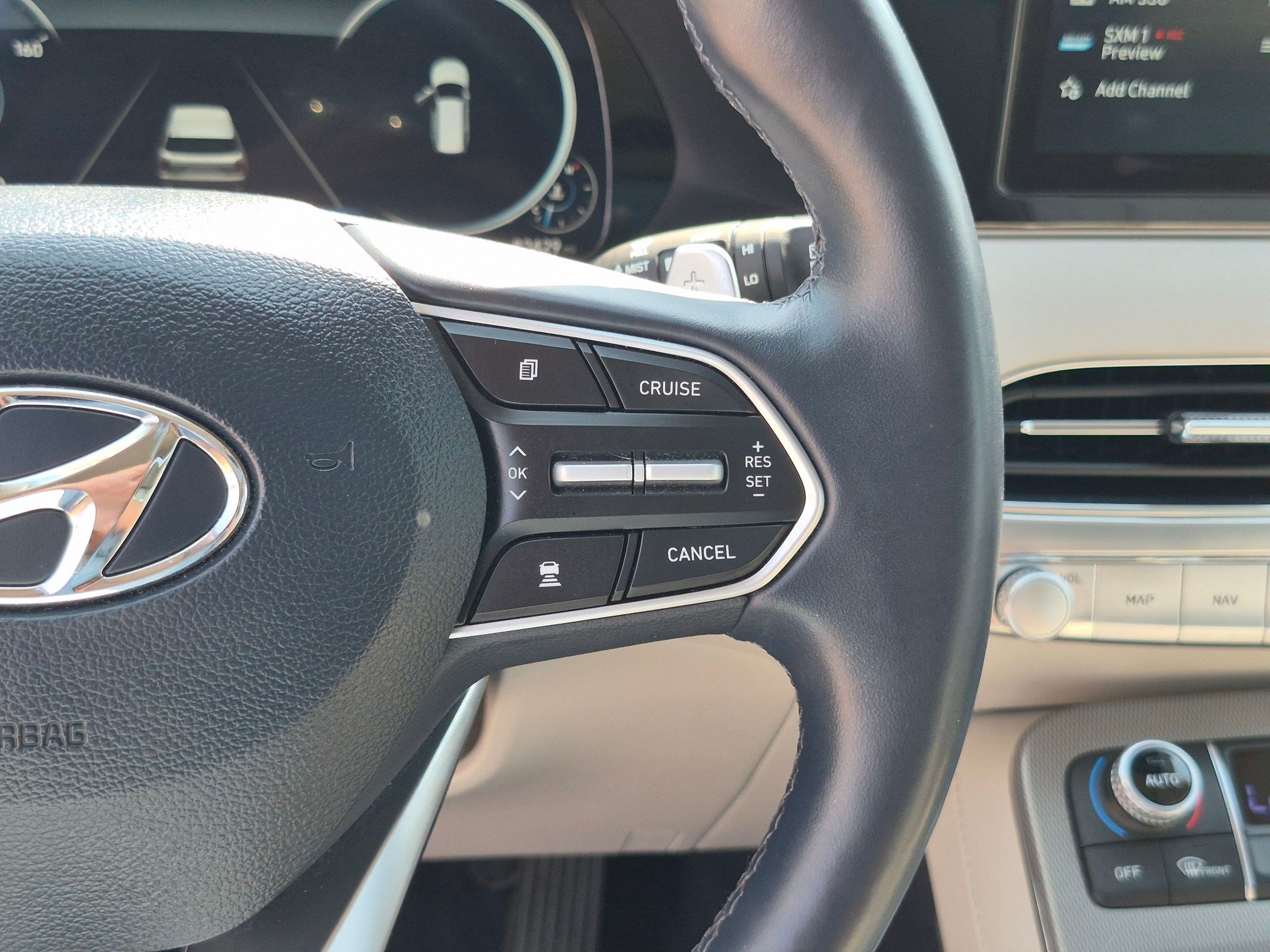 Used 2022 Hyper White Hyundai Limited image 18