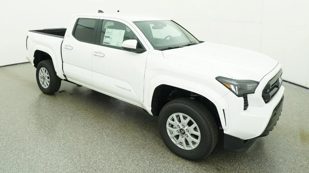New 2026 Ice Cap Toyota SR5 image 8