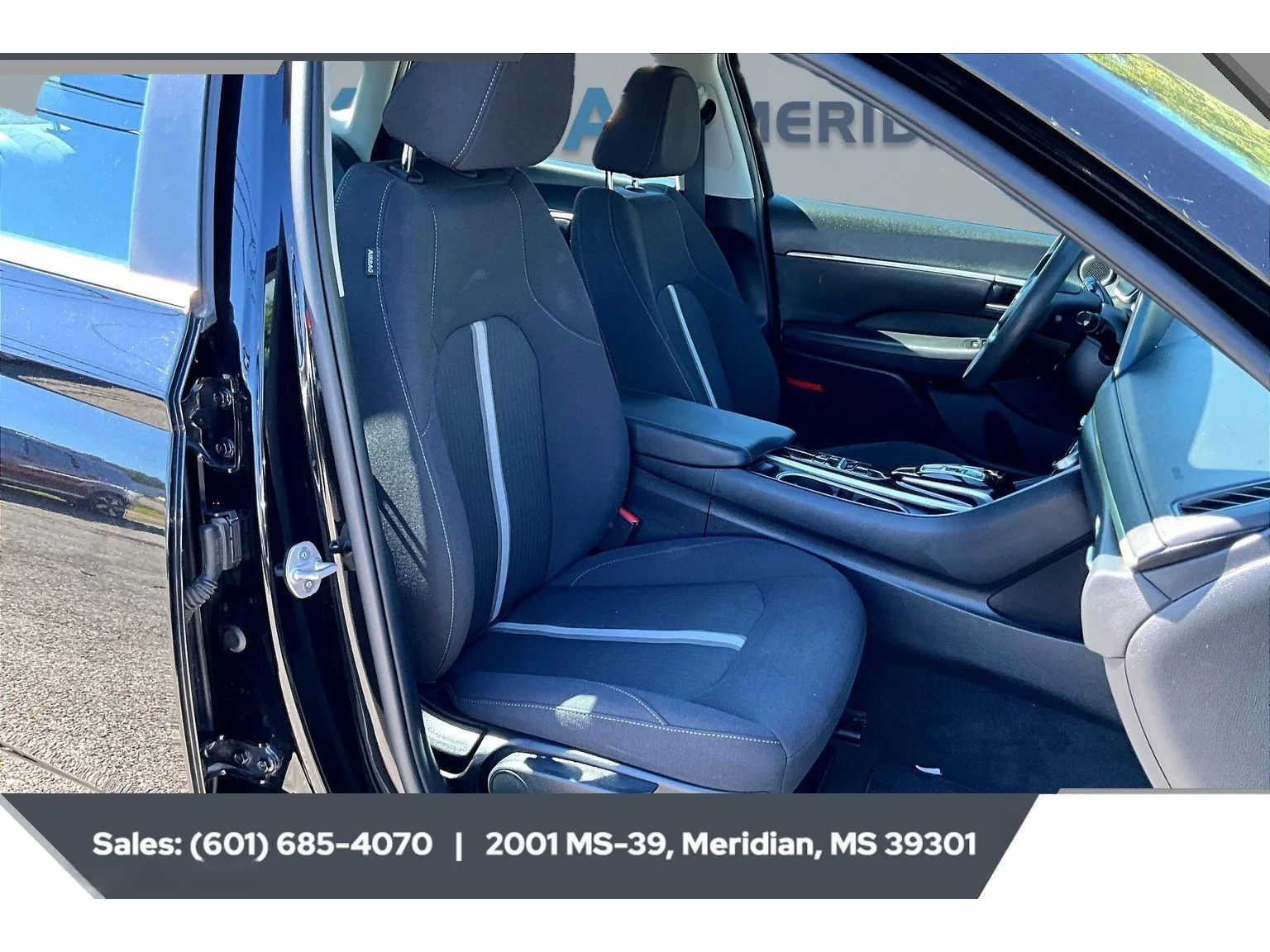 Used 2023 Onyx Black Hyundai SEL image 6