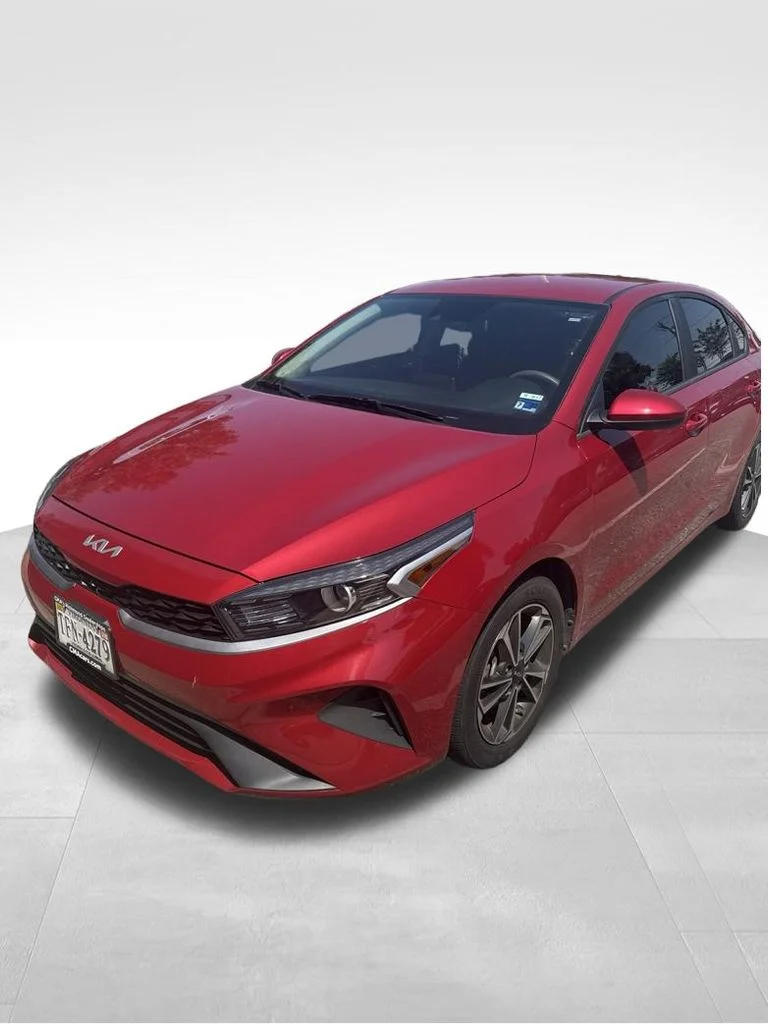 Used 2023 Red Kia LXS image 14