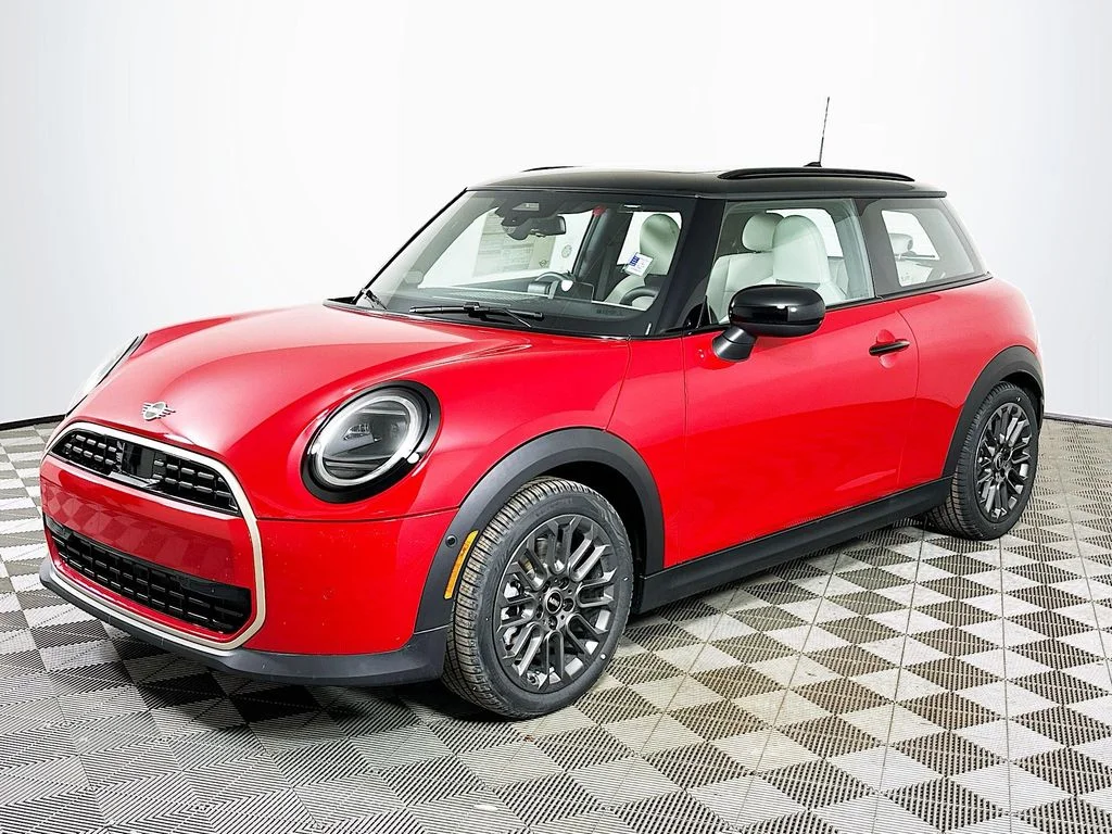 2026 MINI Hardtop's photo