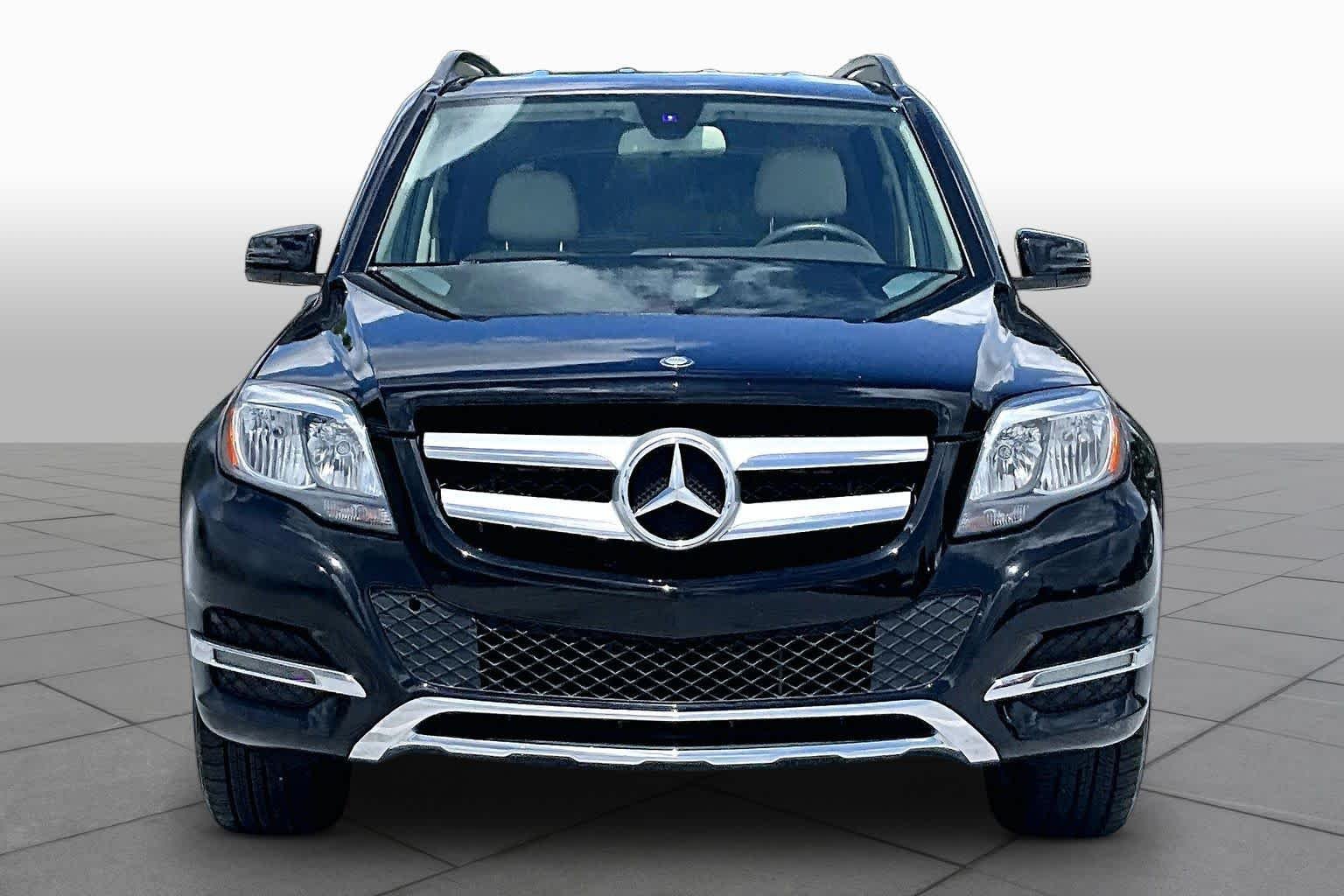 Used 2014 Obsidian Black Metallic Mercedes-Benz GLK 350 image 4