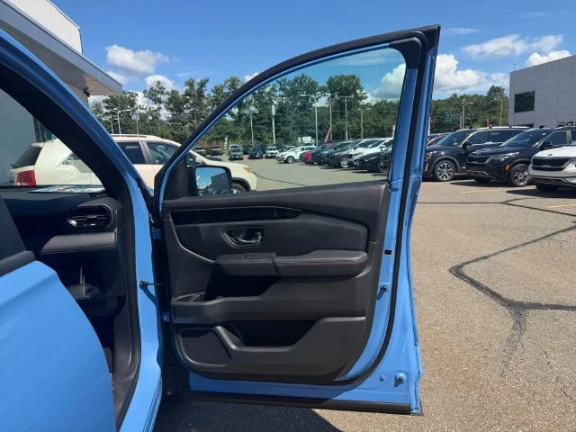 Used 2023 Blue Honda TrailSport image 32