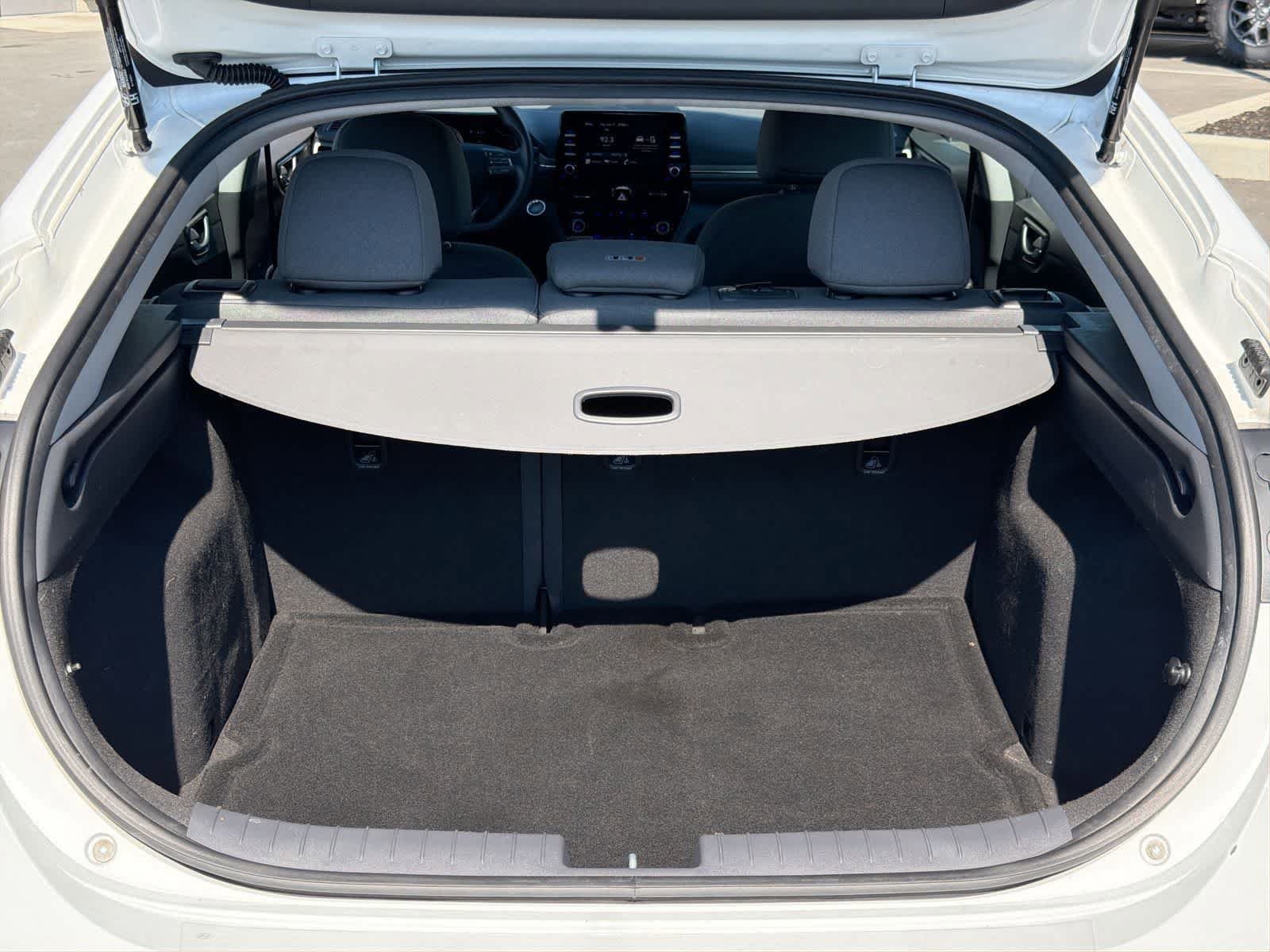 Used 2021 Ceramic White Hyundai Blue image 34