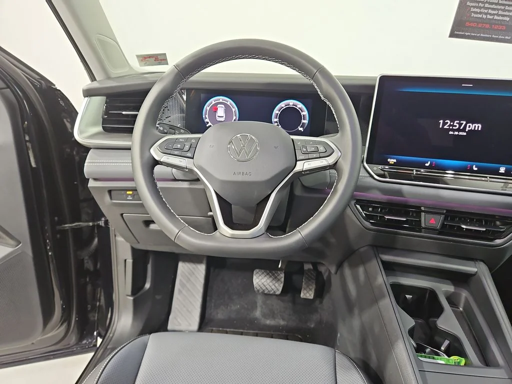 New 2026 Black Volkswagen 2.0T SE image 13