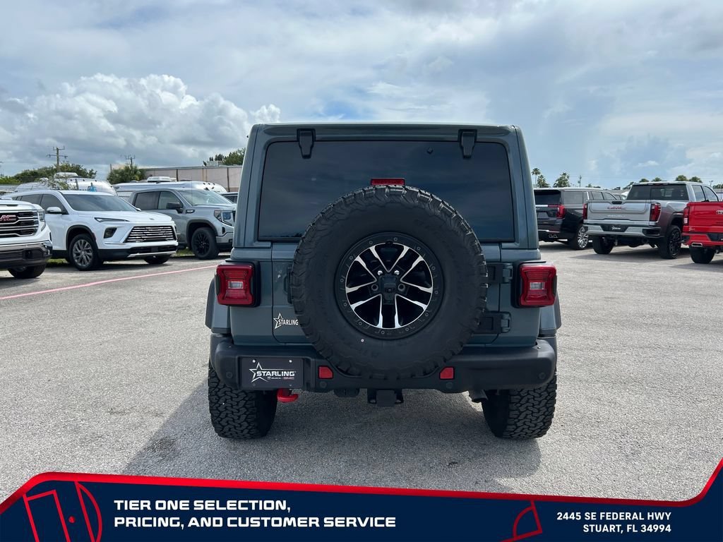 Used 2024 Gray Jeep 4-Door Recon 4x4 image 6