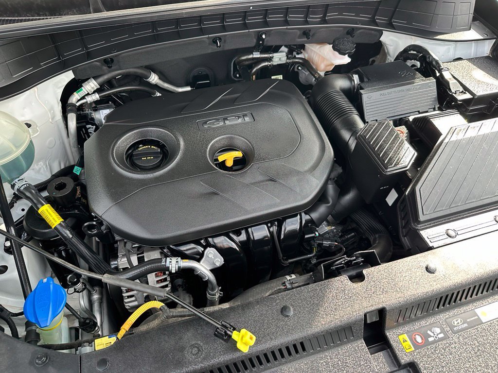 Used 2019 White Hyundai Value image 18