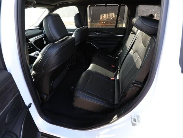 2025 Jeep Grand Cherokee Limited - Photo 14