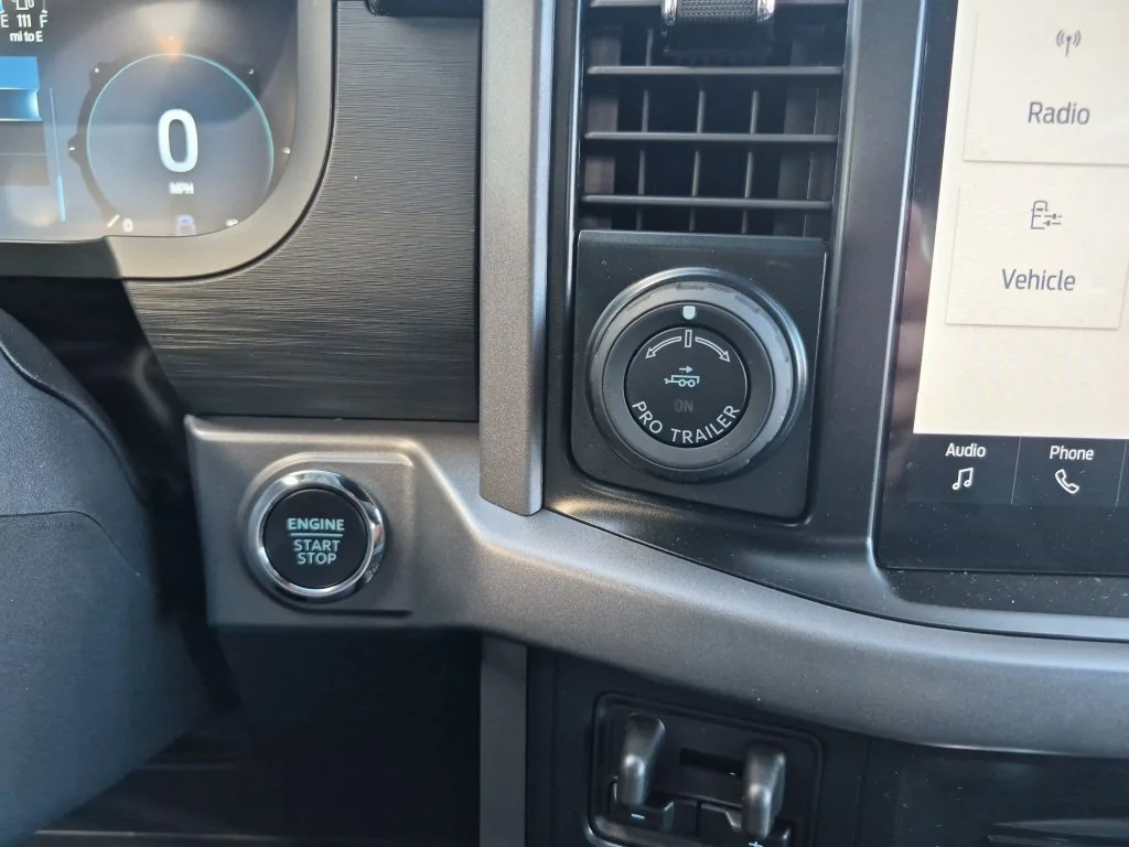 2025 Ford F-150 XLT - Photo 34
