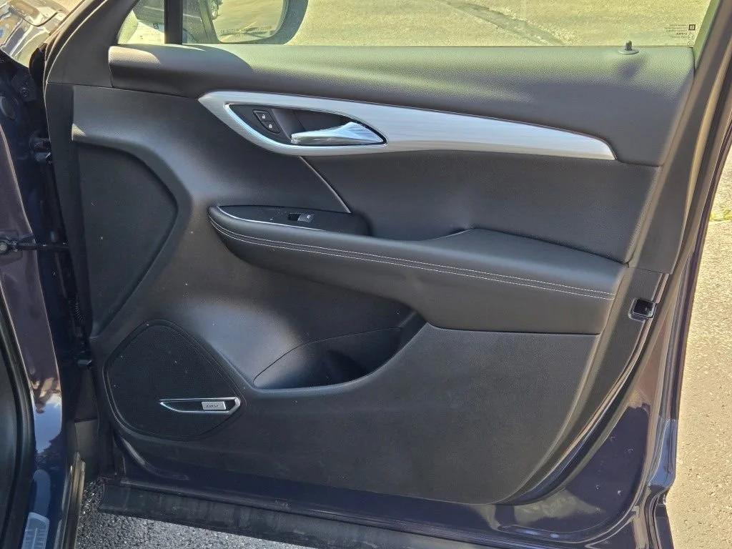 New 2026 Midnight Opal Buick Avenir image 15