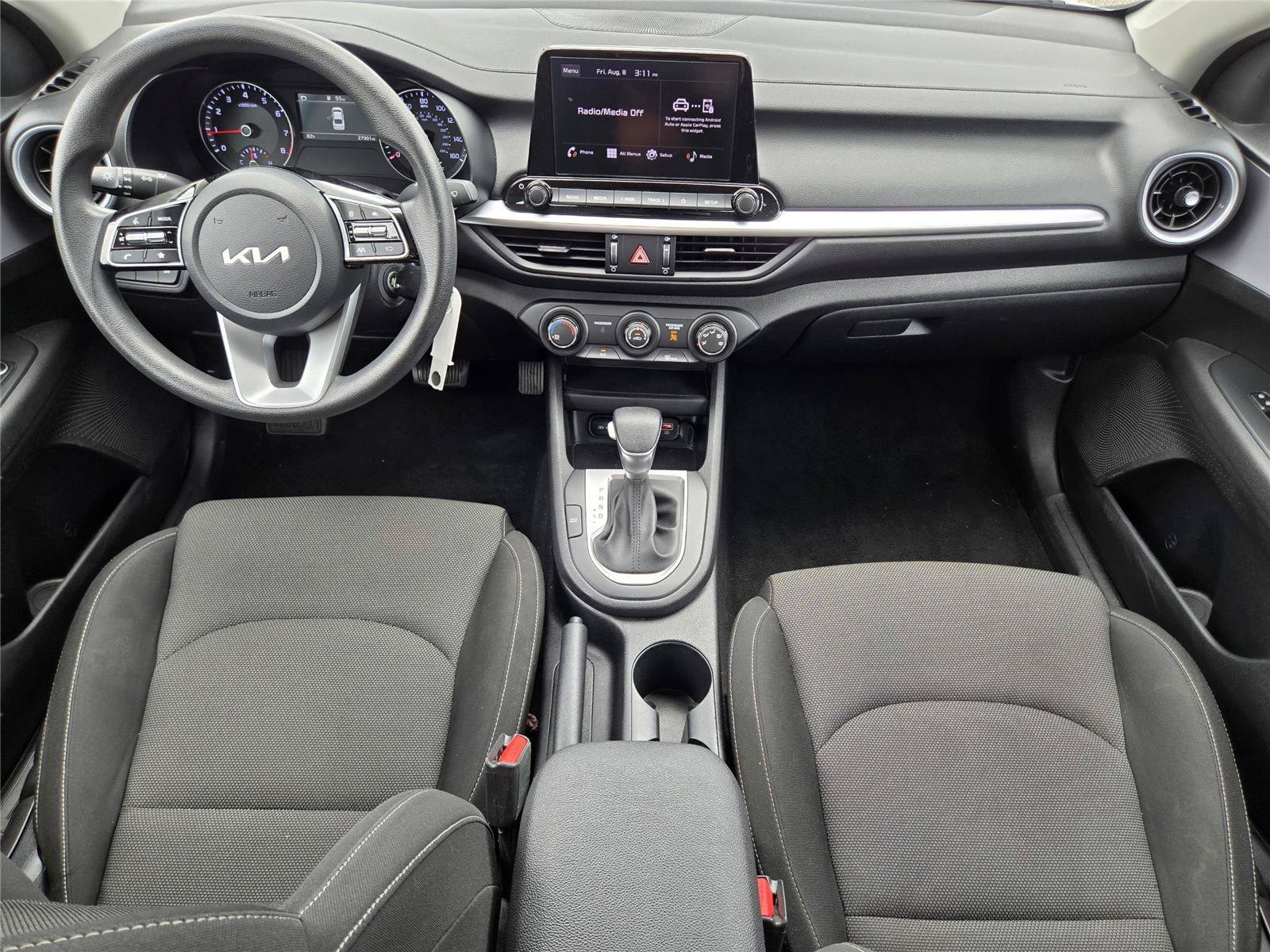 Used 2024 Snow White Pearl Kia LXS image 13