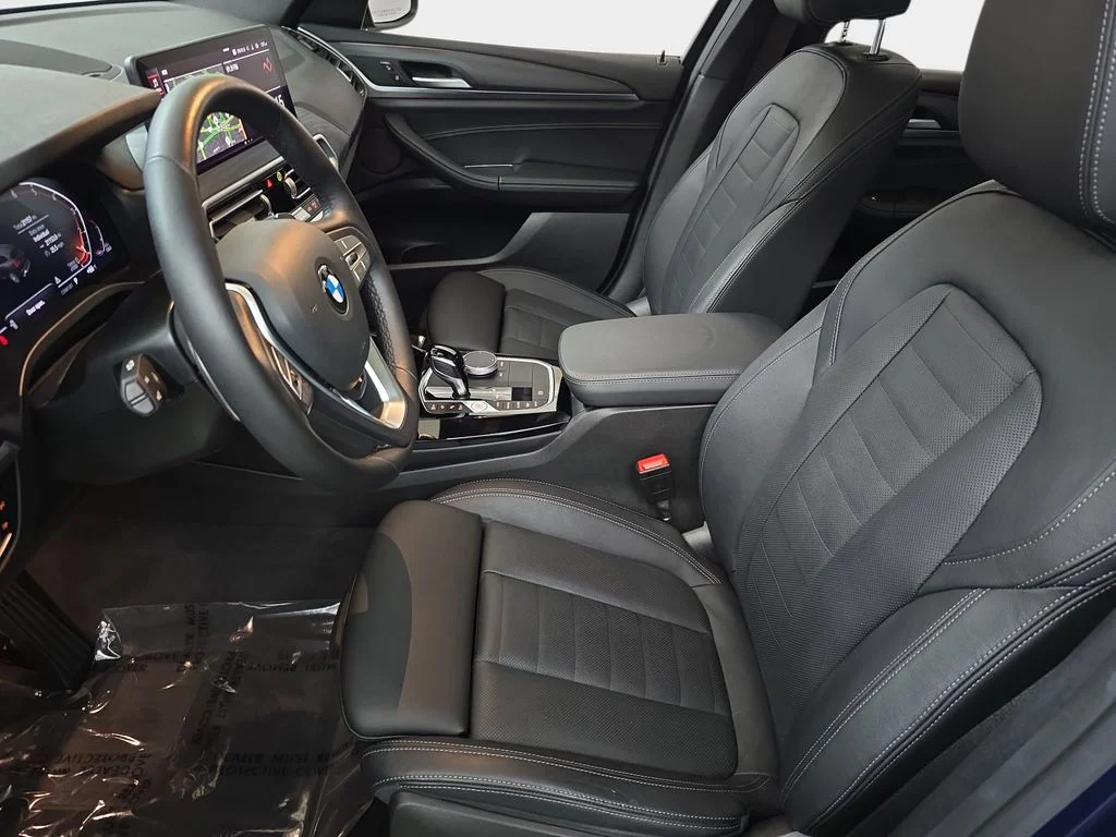 Used 2023 Phytonic Blue Metallic BMW xDrive30i image 15
