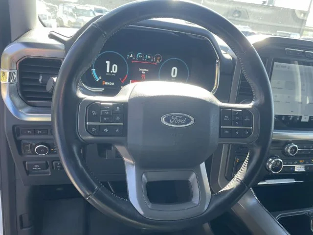 Certified Used 2022 White Ford Lariat image 21