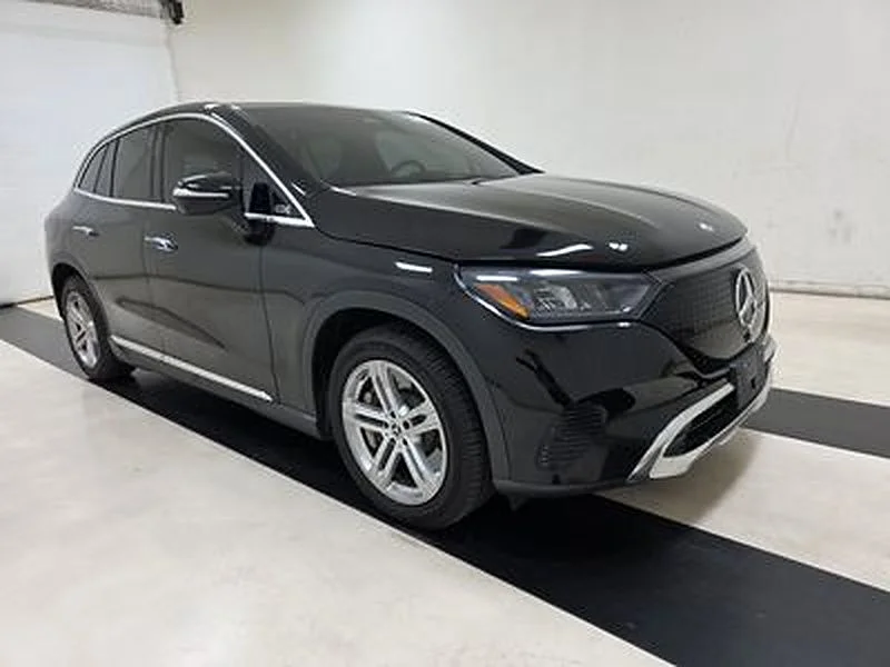 Used 2023 Black Mercedes-Benz 350+ SUV image 3