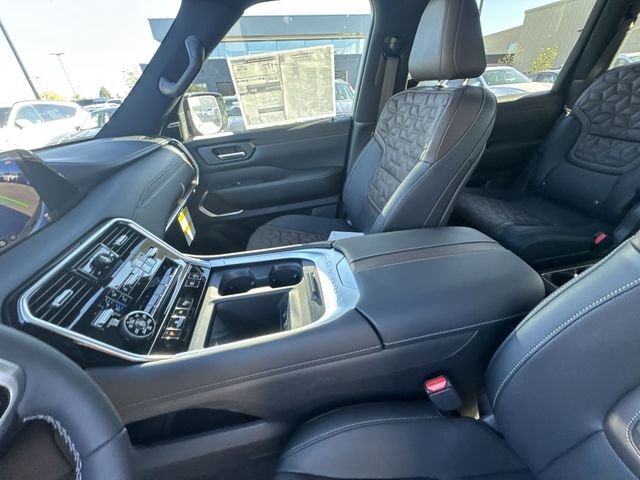 2026 Nissan Armada Platinum Reserve - Photo 20