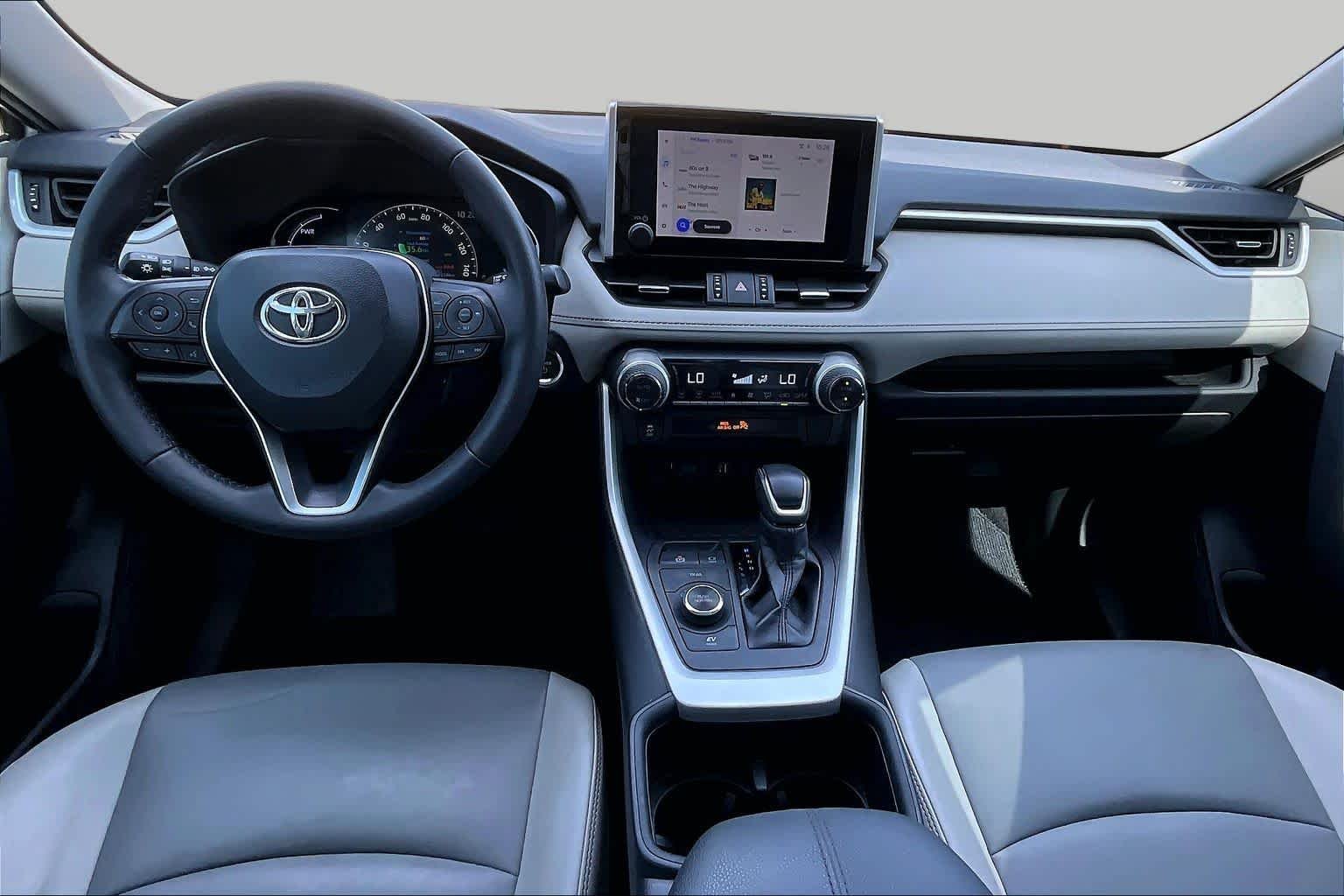 Used 2024 Silver Sky Metallic Toyota Hybrid XLE Premium image 14
