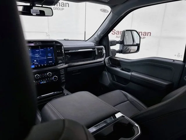 New 2027 Agate Black Metallic Ford F-250® Lariat® image 24