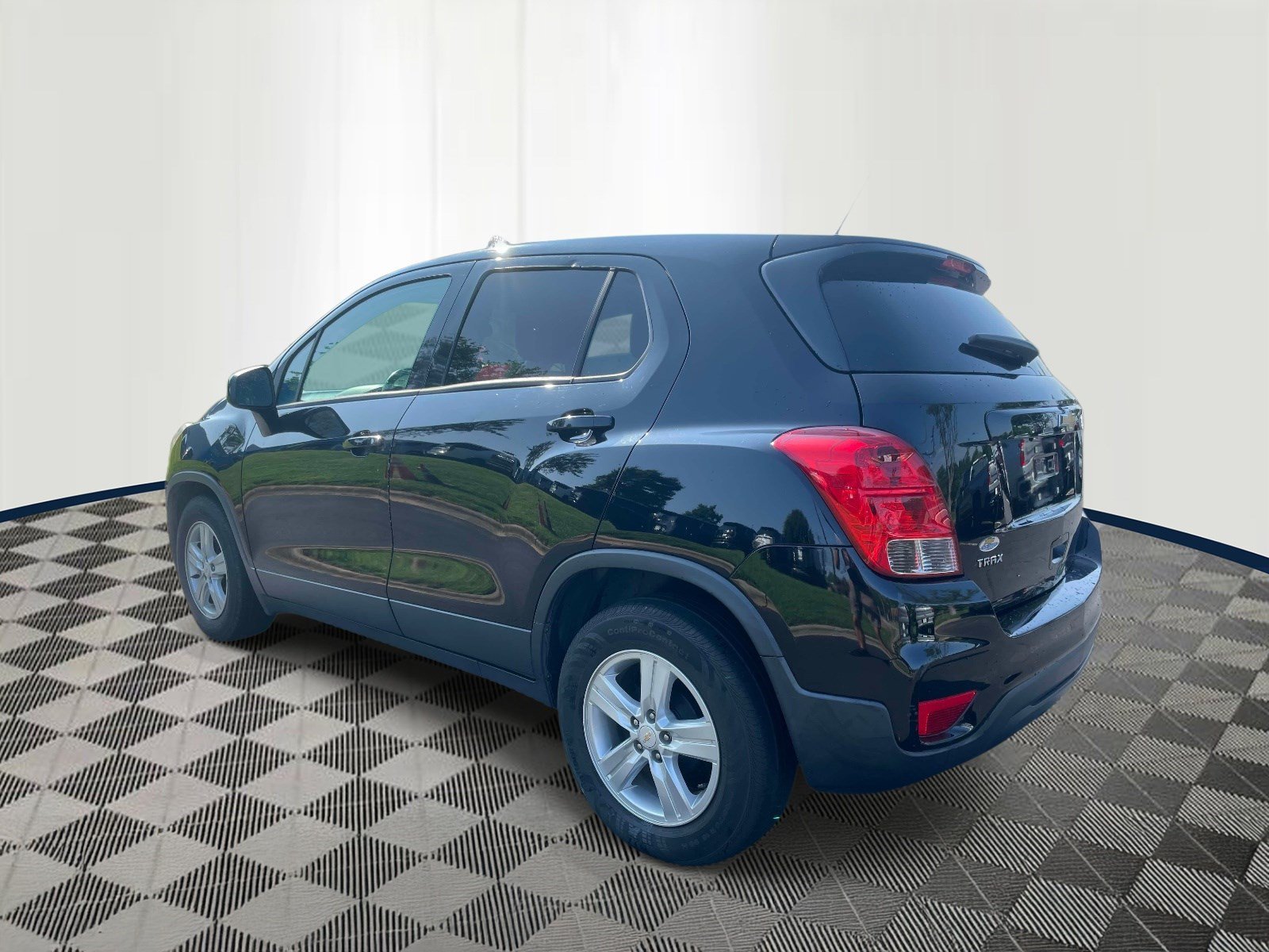 Used 2021 Mosaic Black Metallic Chevrolet LS image 6