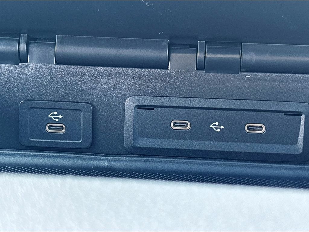 New 2026  Mercedes-Benz Passenger 170 WB image 32