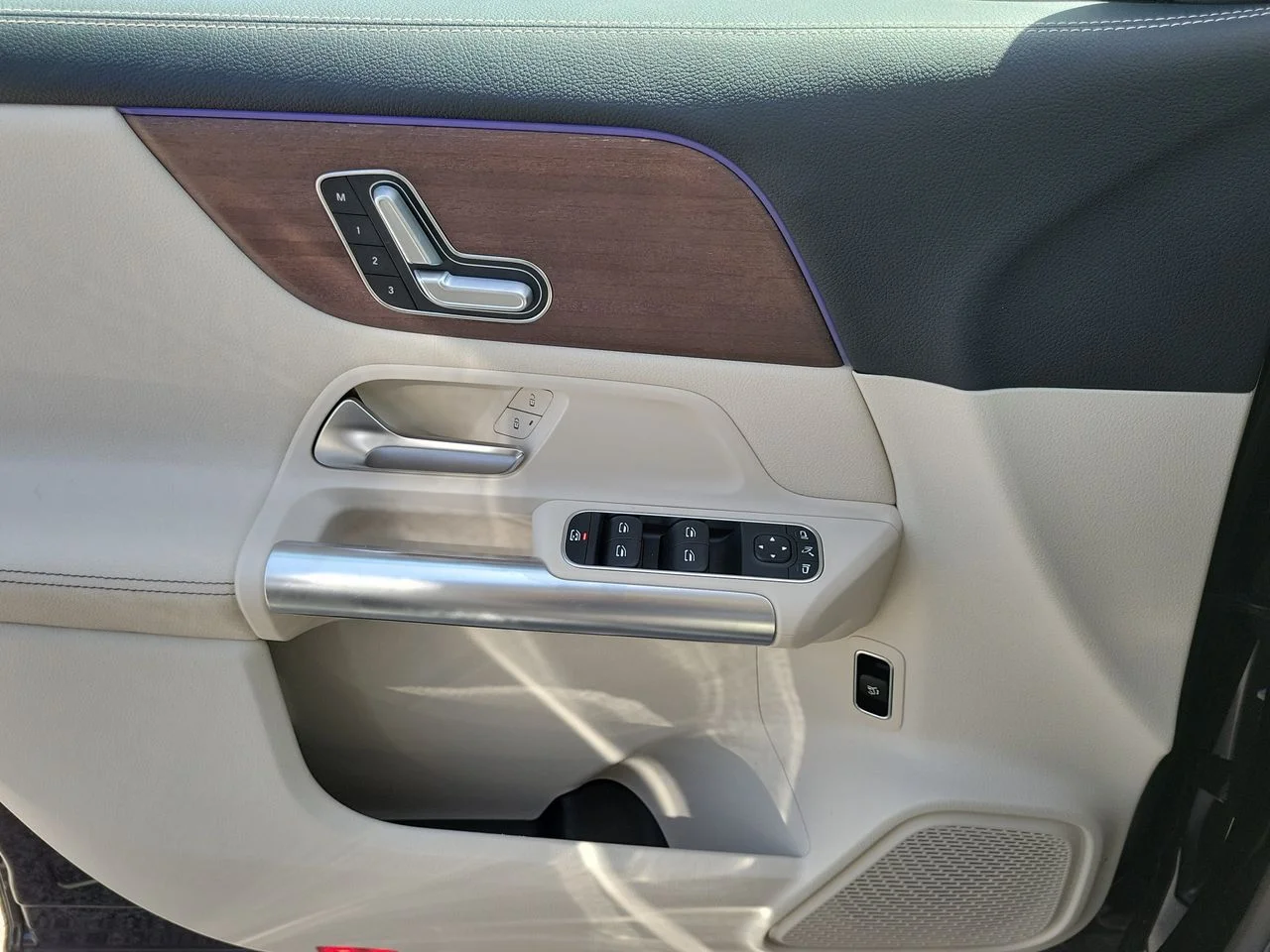 Certified Used 2023 Black Mercedes-Benz GLA 250 image 24