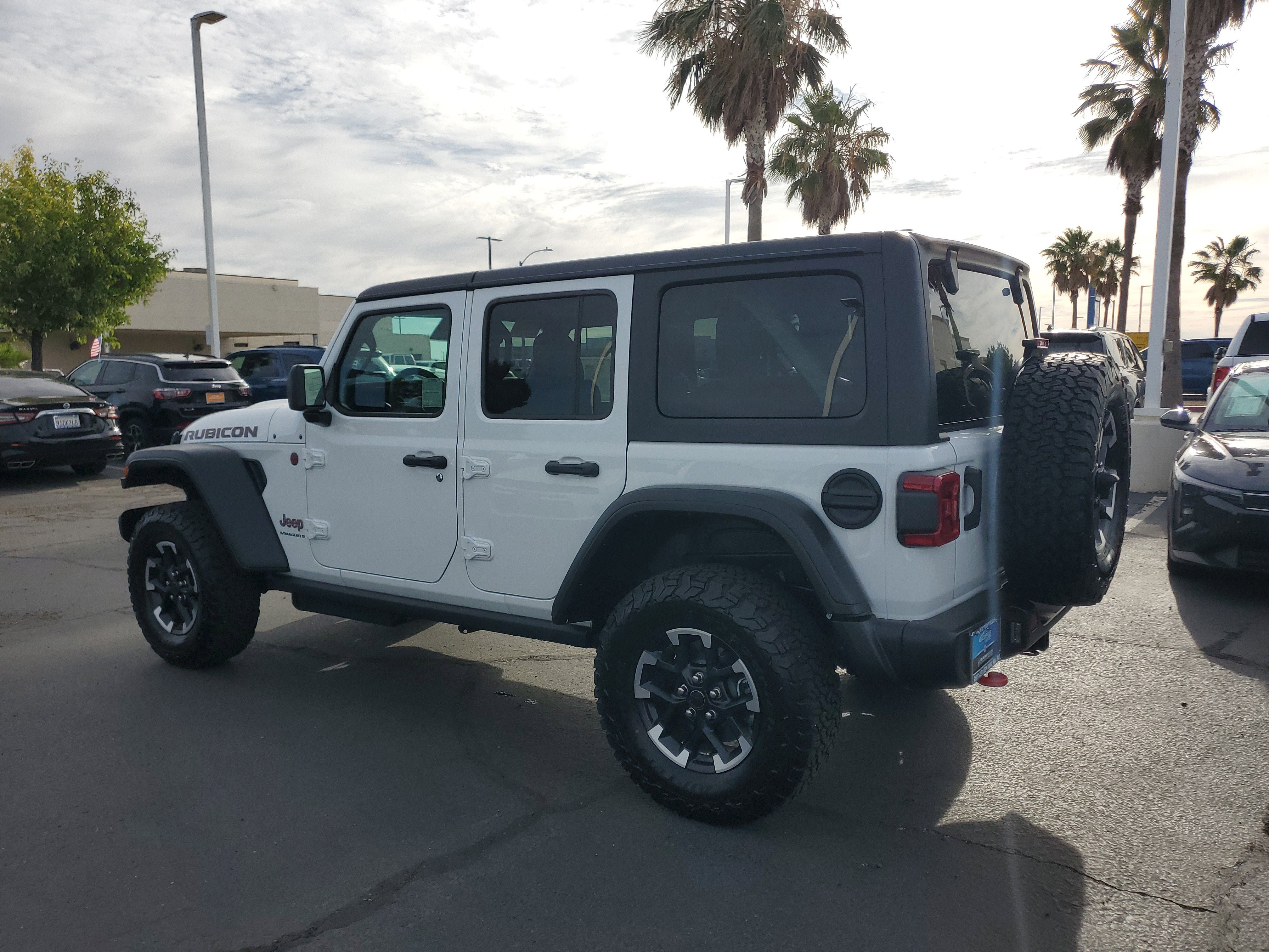 Certified Used 2026 White/off-white Jeep Rubicon image 5