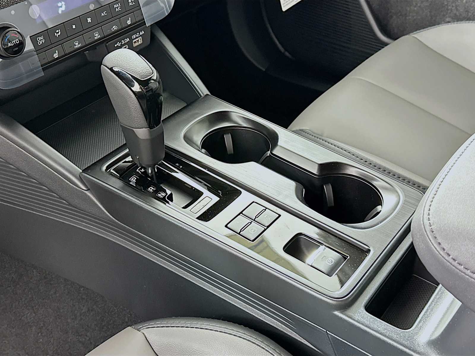 New 2026 CRYSTAL BLACK SILICA Subaru Premium image 15