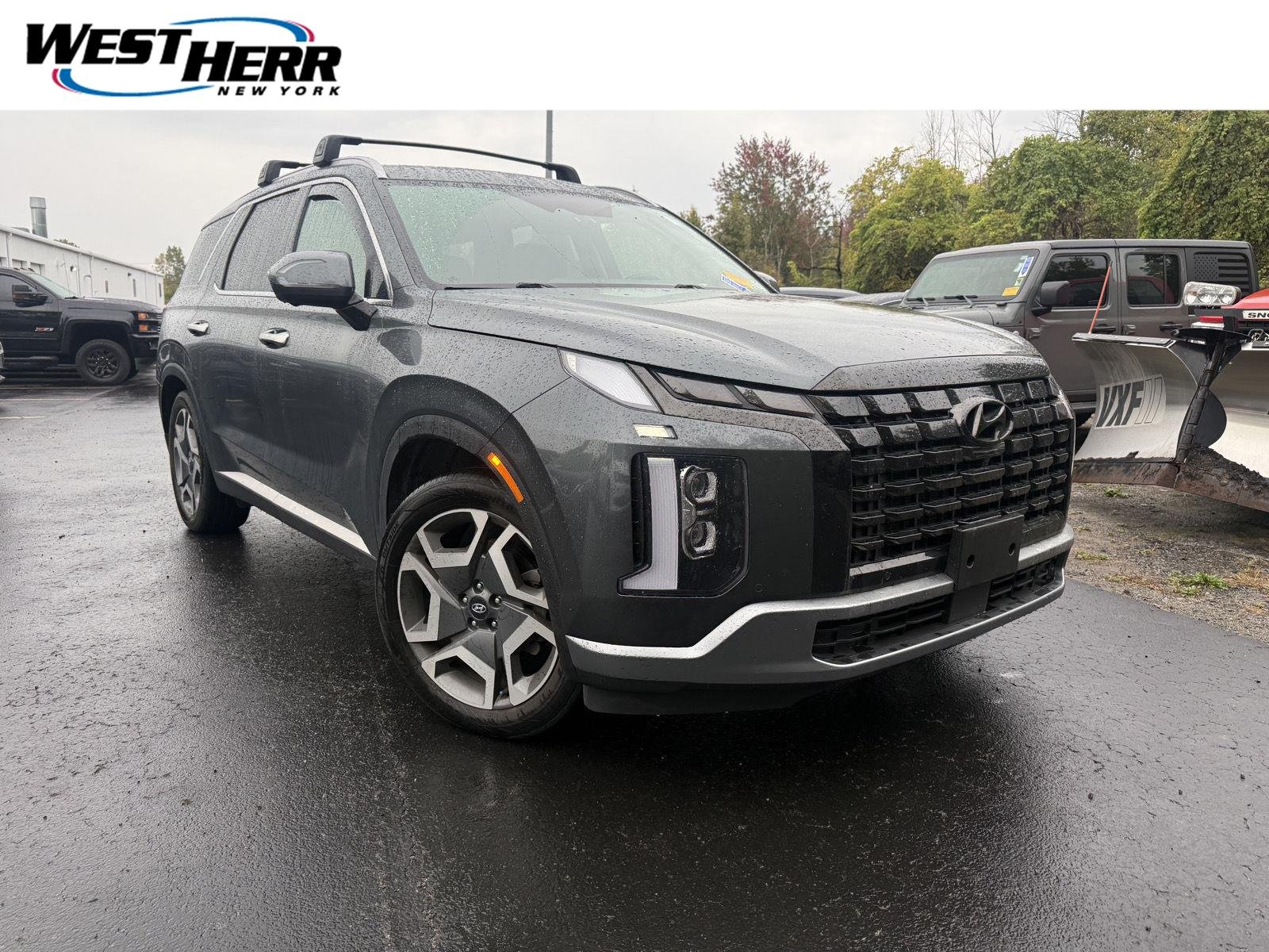 Used 2023 Steel Graphite Hyundai SEL image 1