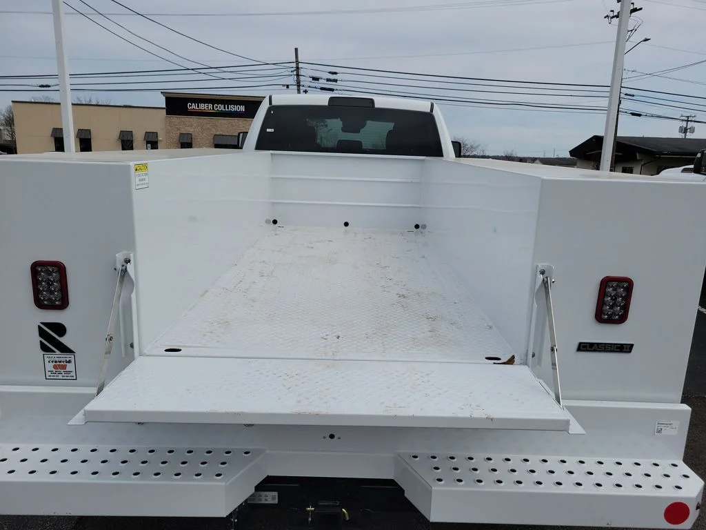 New 2026 Bright White Clear-Coat Exterior Paint RAM Tradesman image 9