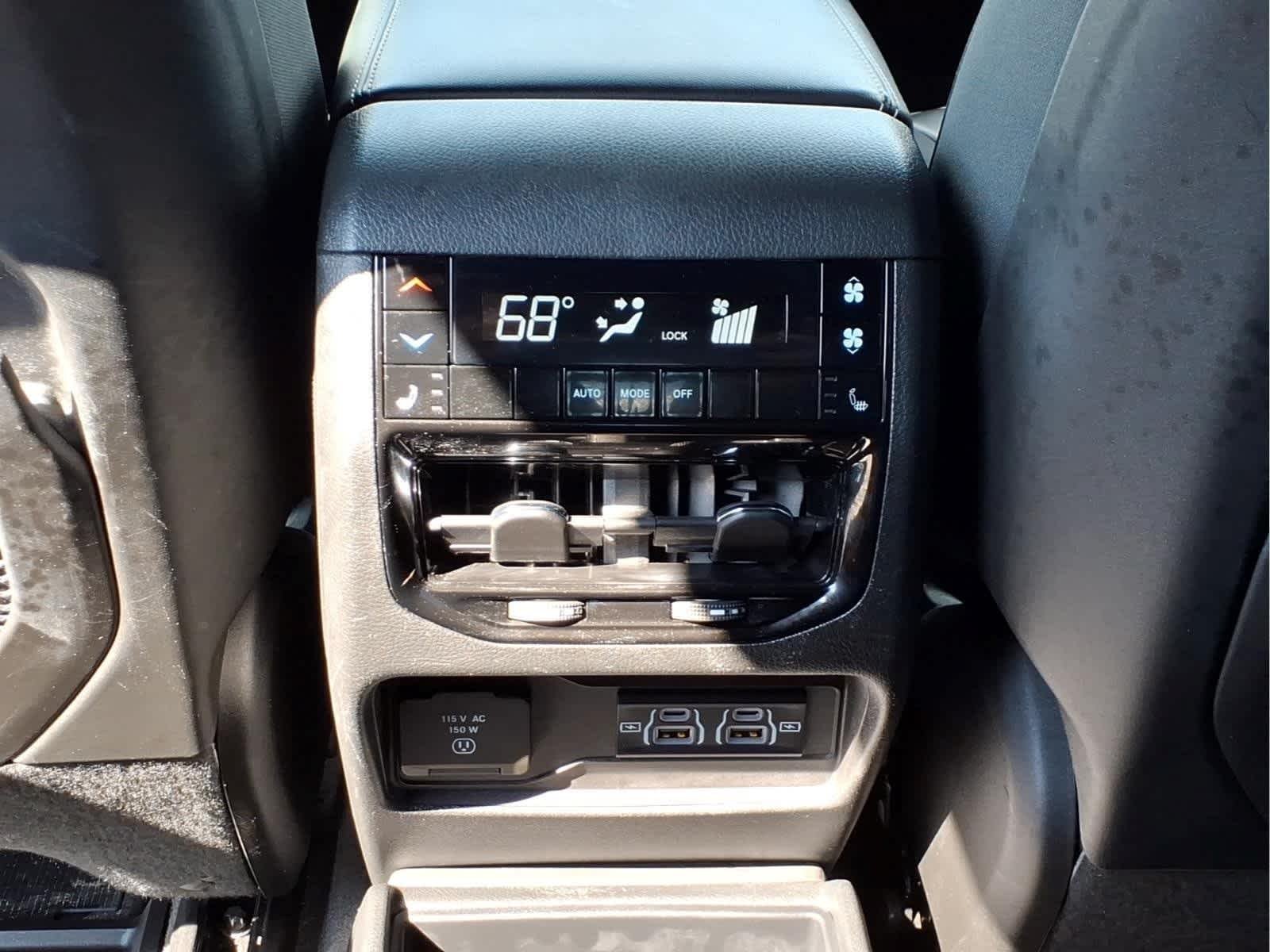 Used 2024 Baltic Gray Metallic Clearcoat Jeep Limited image 30